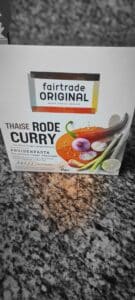 Rode curry wok groenten witte rijst