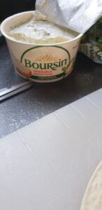 Tortilla boursin en salami